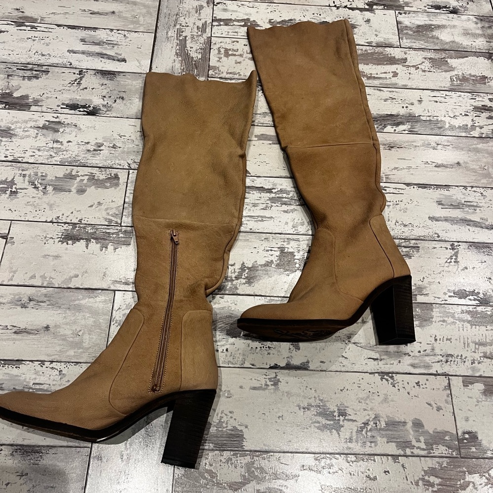 Free people leather boots size 37